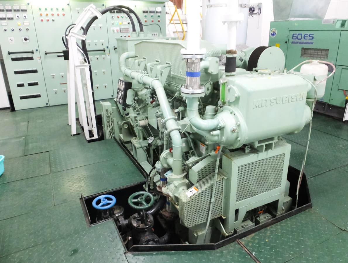 主発電機